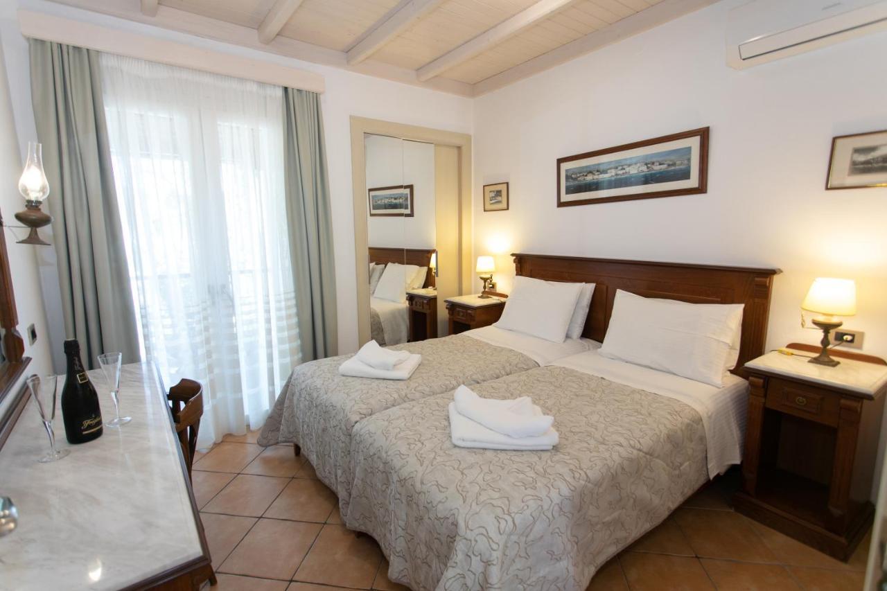 Magda'S Hotel Apartments Parga Exterior foto